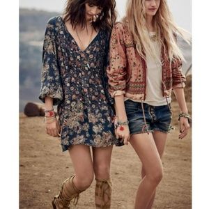 •Free People• Runaway Cut Off Shorts